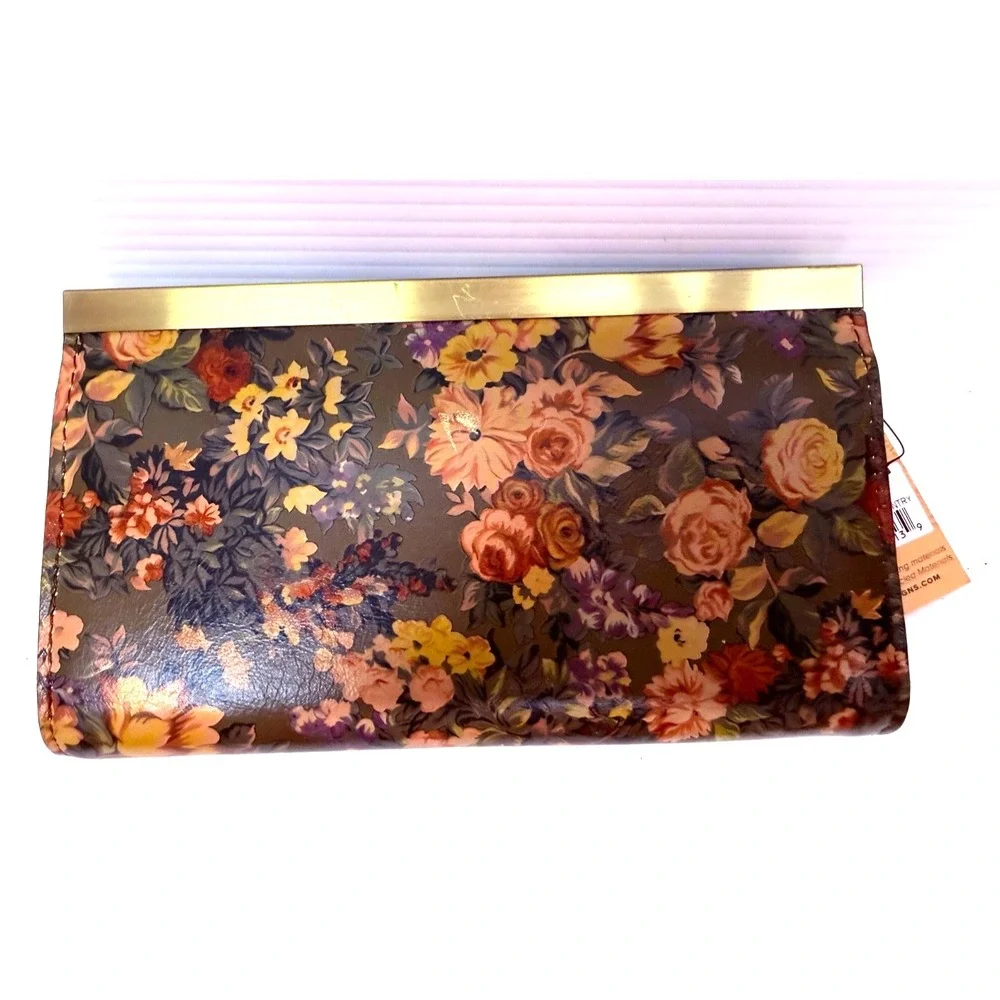 Patricia Nash Cauchy English Country Floral Wallet Olive Green Rose MSRP$119